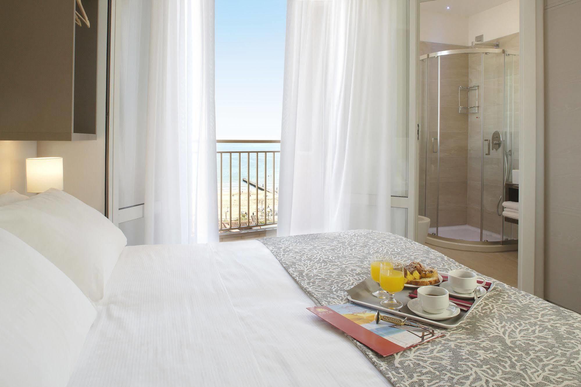 Hotel Sofia Lido di Jesolo Eksteriør bilde