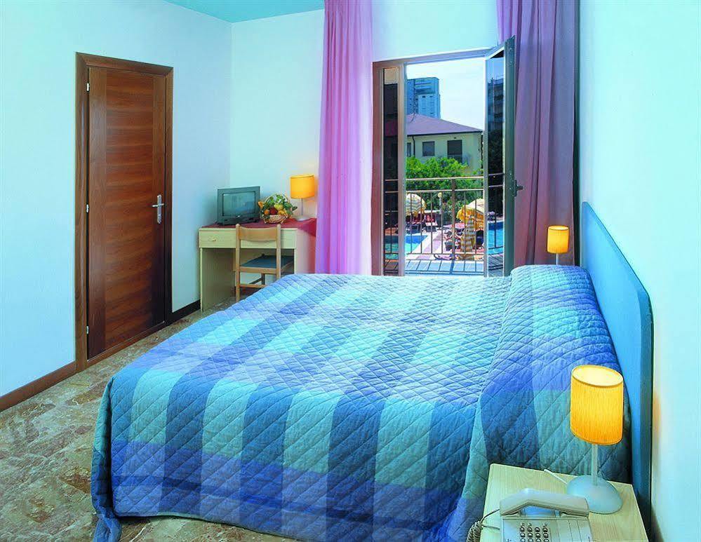 Hotel Sofia Lido di Jesolo Eksteriør bilde