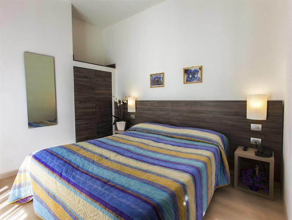 Hotel Sofia Lido di Jesolo Eksteriør bilde